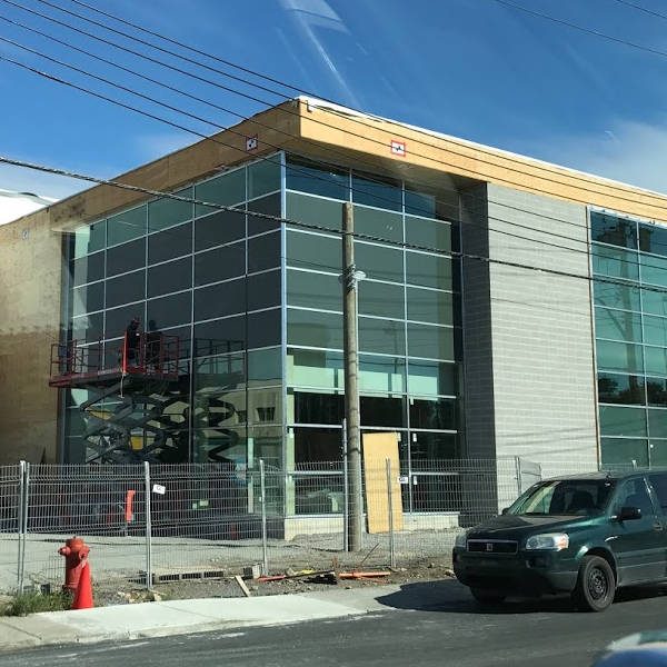 Projet Deville éléctrique commercial